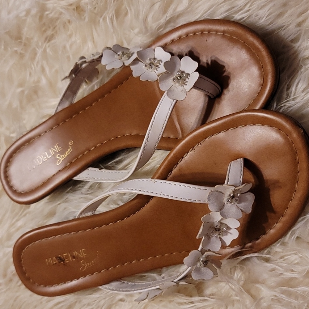 Madeline Stuart wedge